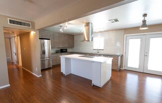 4 BEDROOM 2 BATHROOM HOME WITH PRIVATE POOL