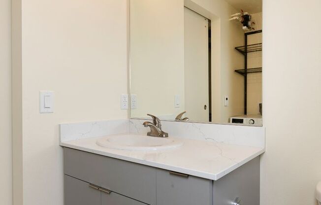 Studio, 1 bath, 310 sqft, $1,395, Unit 405