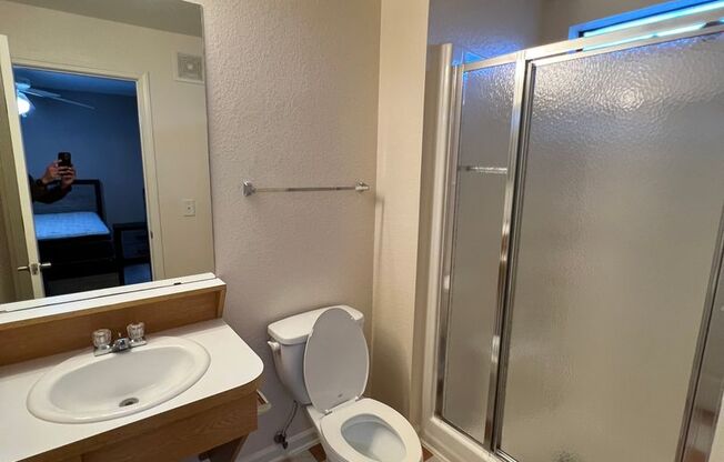 2 beds, 2 baths, $1,700, Unit Unit 1238