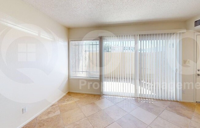 2664 N 43 AVE