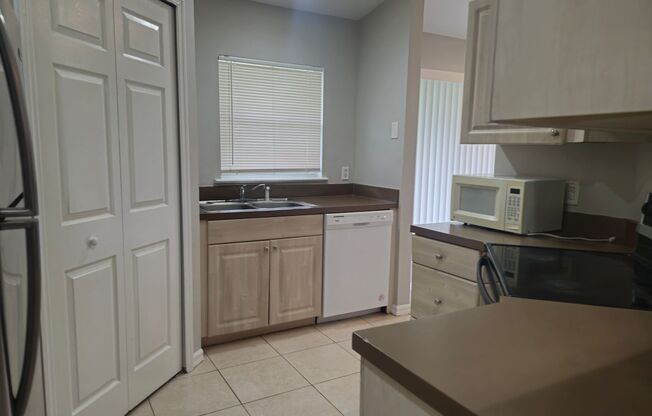3 bedroom 2 bath in Lehigh Acres