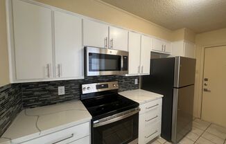 3 beds, 2 baths, $1,600