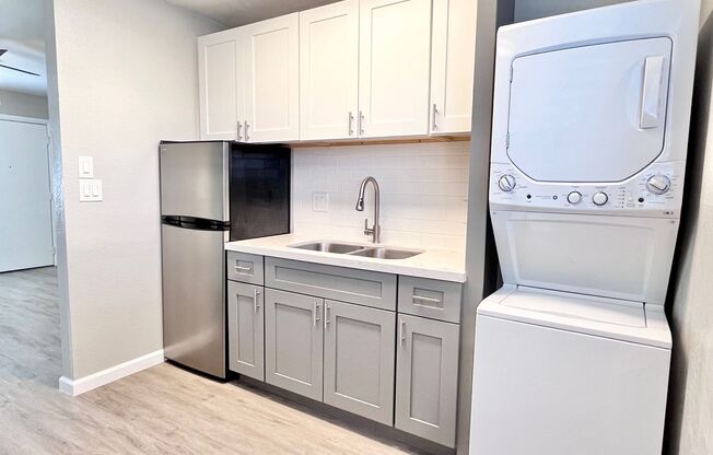 Studio, 1 bath, 407 sqft, $995, Unit 107