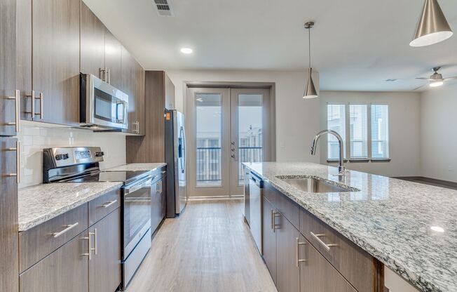 1 bed, 1 bath, 689 sqft, $1,335, Unit 1130