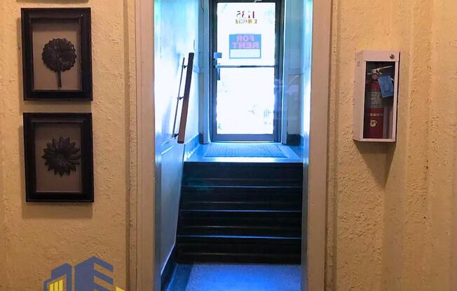 Sheri-Lunt Beachside Apts