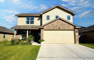 Charming 3-Bedroom Home in Red River Ranch, Cibolo, TX - Realtor Commission: $500