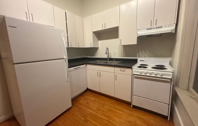 Live/Work Loft Available NOW!