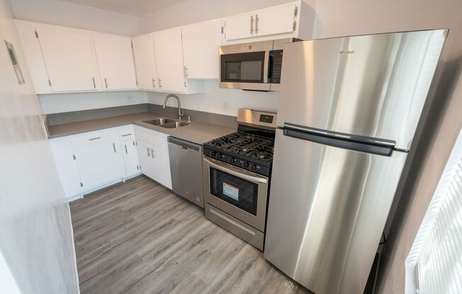 Studio, 1 bath, 615 sqft, $1,798, Unit 103