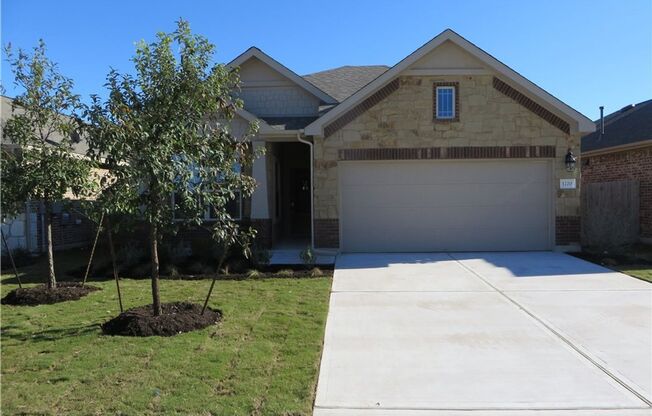Gorgeous 3/2/2 in Villas at Vista Ridge!
