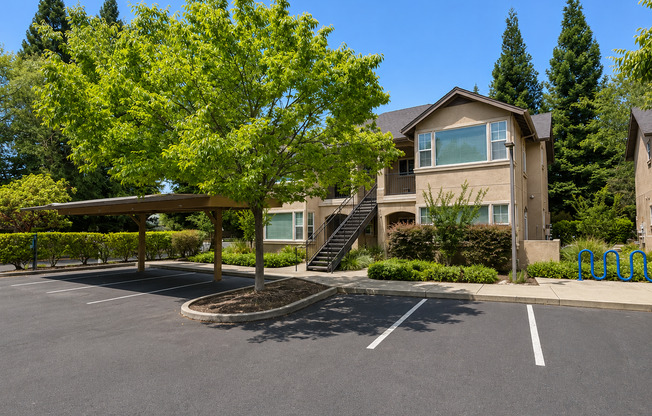 Hartford Square Apartments