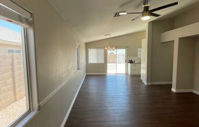 COMING SOON! Beautiful Home 3 Bedroom 2 Bathroom in Surprise!