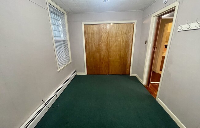 2 beds, 1 bath, 1,200 sqft, $2,500, Unit 2