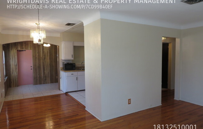 2451 25 AVE S