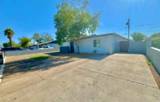 1724 N 32 PL