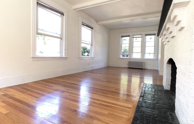 102 Erie Ave