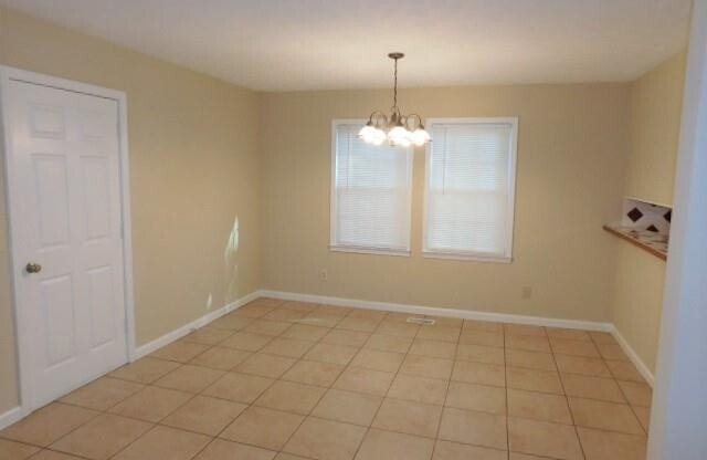 5913 CAITLIN CT SE