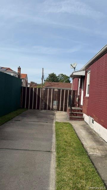 264 15 82 AVE