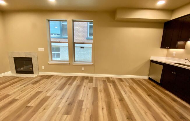 Studio, 1 bath, 415 sqft, $1,695