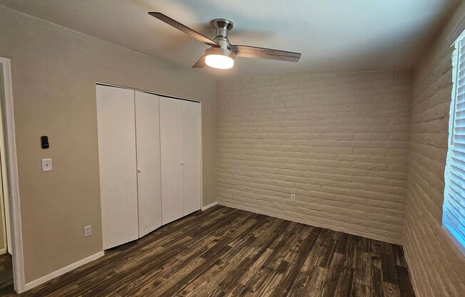 2 beds, 1 bath, $1,150