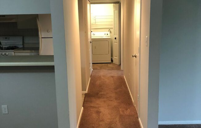 2 beds, 2 baths, 955 sqft, $1,149, Unit 5909B