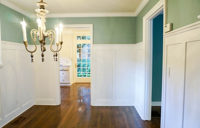 Gorgeous Dream Home in the Southwest Hills! Your Pacific Northwest Oasis Awaits!