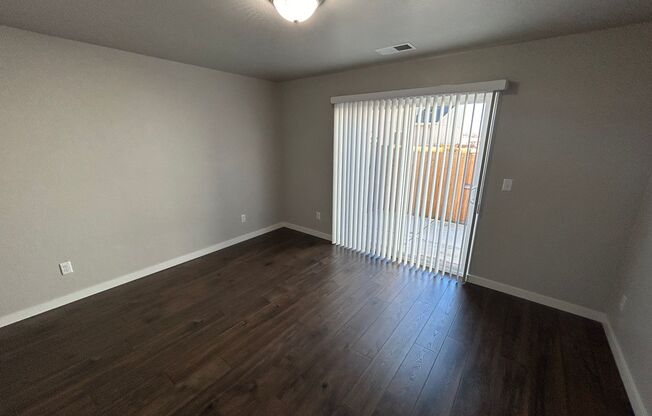 3 beds, 2 baths, 1,192 sqft, $1,795, Unit 2228