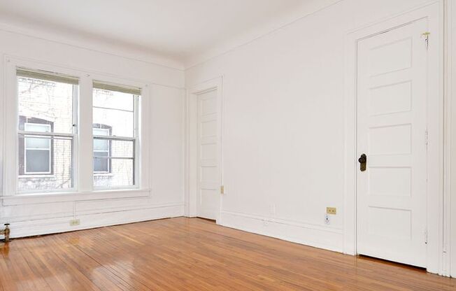 1 bed, 1 bath, 410 sqft, $925, Unit 14 - 05