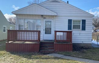 3 Bed Home - East Toledo