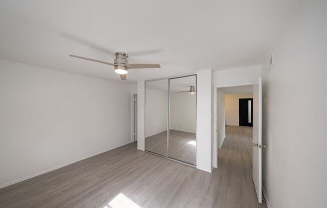 2 beds, 2 baths, $1,450, Unit 8