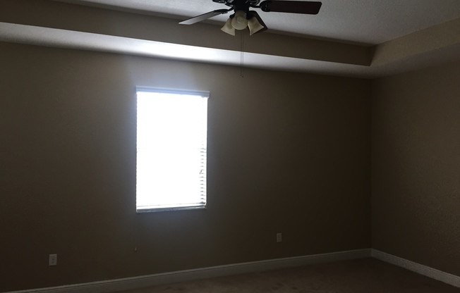 3 Bed 2.5 Bath Townhouse
