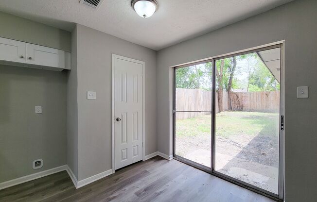 REMODELED 4 BEDROOM 2 BATH LEASE HOME IN HOUSTON