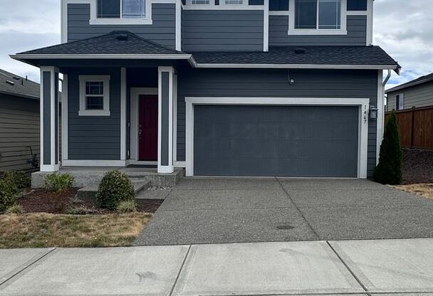 4 bedroom 2.5 bath