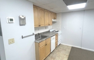 2 beds, 1 bath, 700 sqft, $3,200, Unit G3