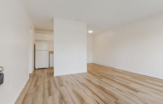 1 bed, 1 bath, 540 sqft, $1,300, Unit 19