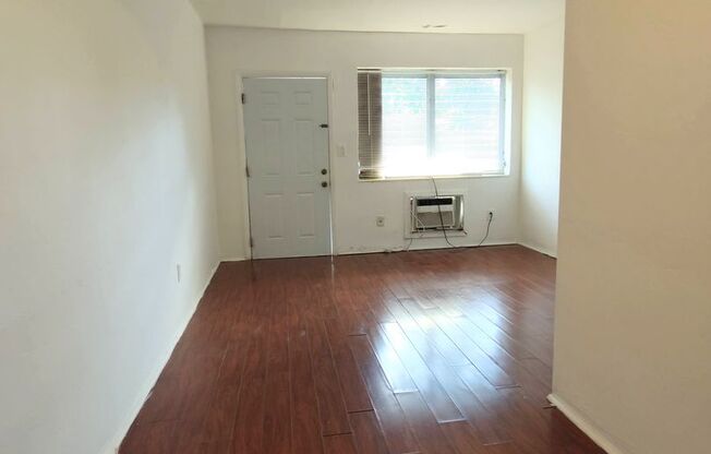 Studio, 1 bath, $1,200, Unit 1565 SW 6th St #6