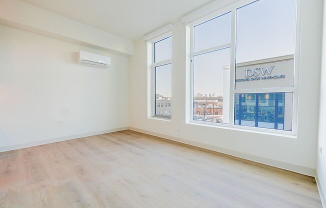 1 bed, 1 bath, 389 sqft, $2,415, Unit 313