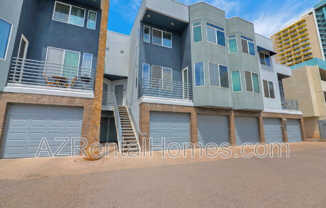 3633 N 3rd Ave