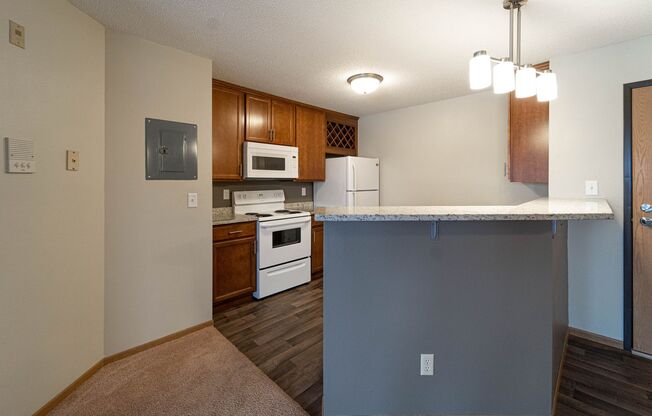 2 beds, 2 baths, 1,031 sqft, $1,425, Unit 3700112