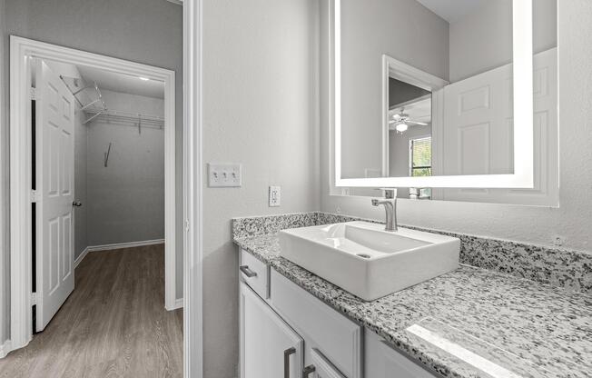 3 beds, 2 baths, 1,202 sqft, $1,960