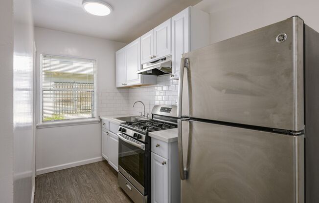 Studio, 1 bath, 450 sqft, $1,595, Unit 07