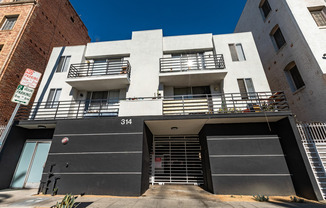 314 South Manhattan Place