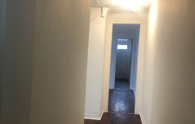 3 Bedroom 1.5 Bathroom In Baltimore City