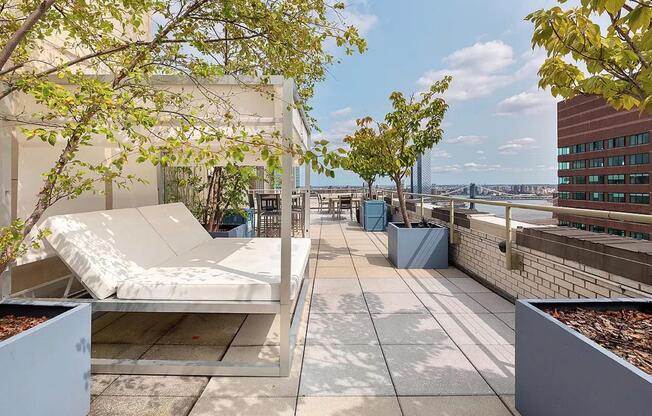 Studio, 1 bath, 499 sqft, $3,500, Unit 711