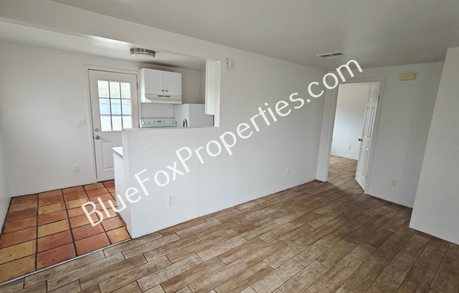 3401 E Bermuda St