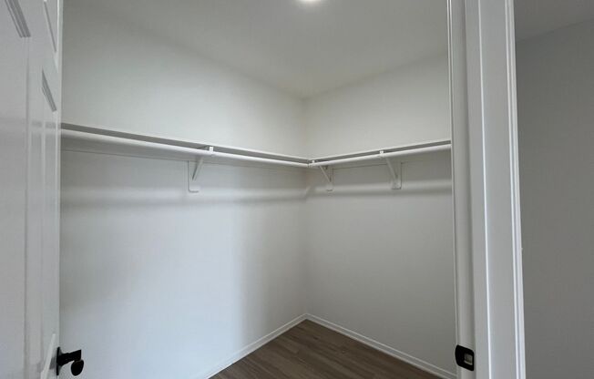 2 beds, 1.5 baths, 1,200 sqft, $2,298, Unit 404