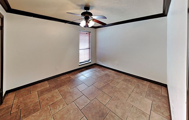 3 beds, 2 baths, $1,695