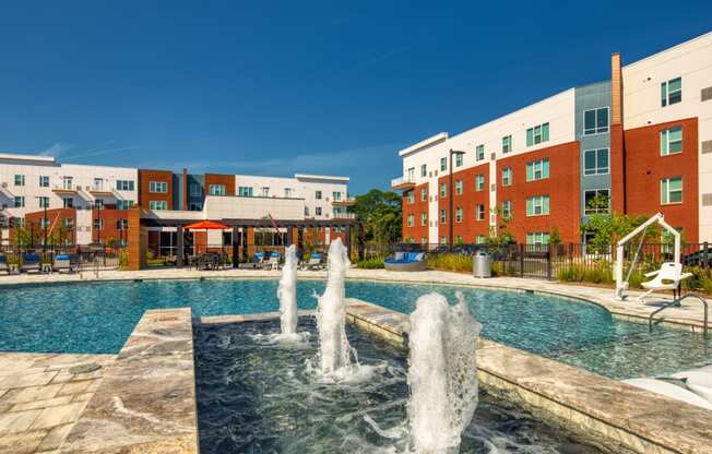 Pool fountain Ellipse Apartments in Hampton VA