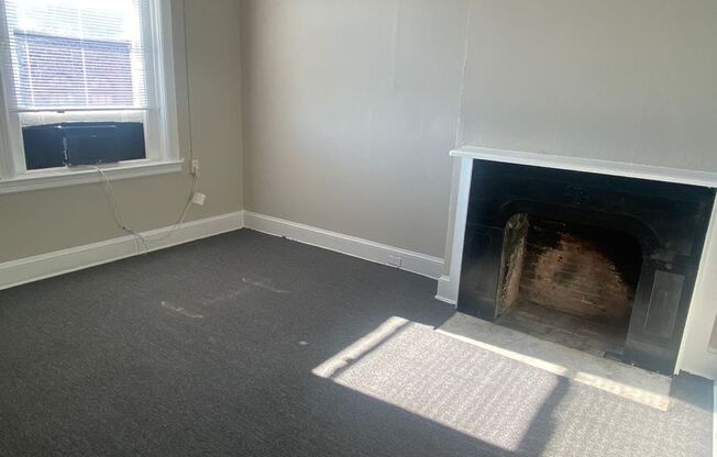 2 beds, 1 bath, 1,200 sqft, $1,350, Unit 5