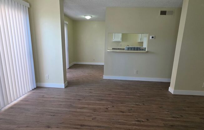 139 - 4734p- 3700 Soranno Ave. -RB