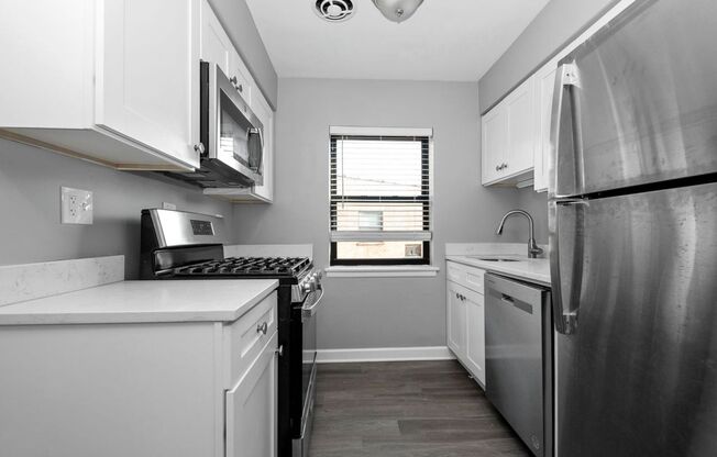 1 bed, 1 bath, 620 sqft, $2,595, Unit 10212-B3